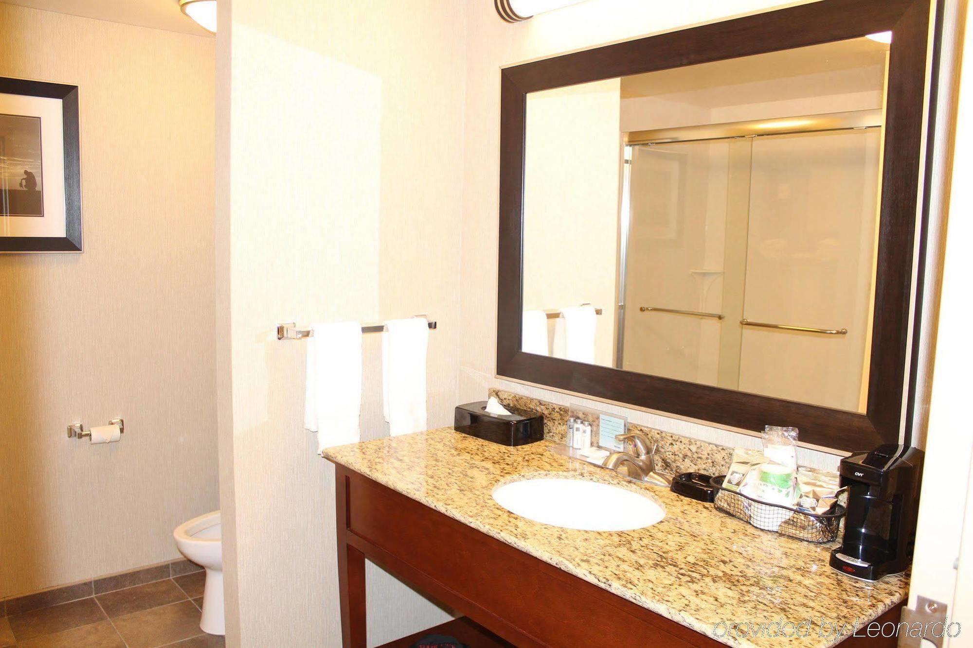 Hampton Inn Chickasha Bagian luar foto