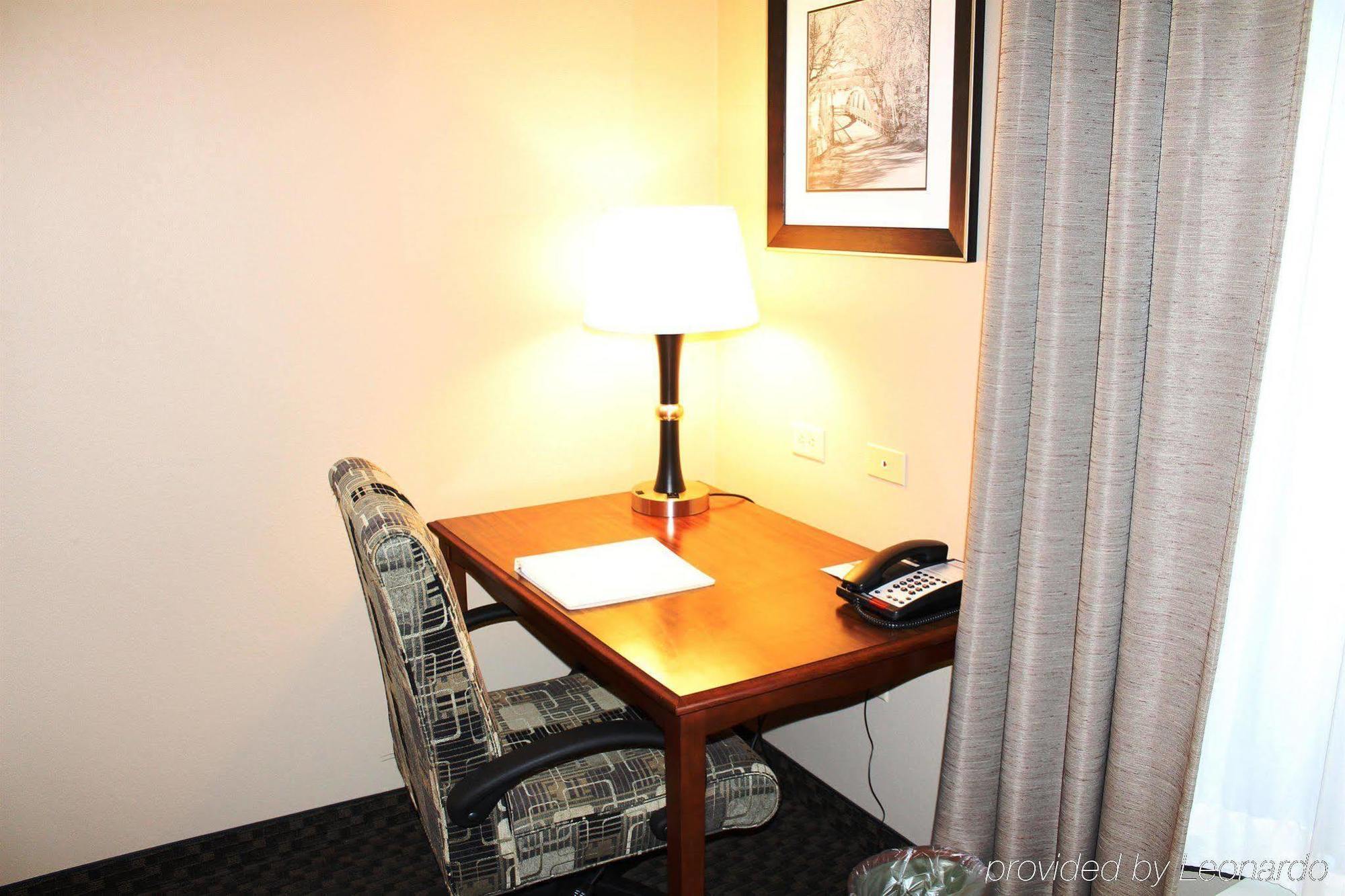 Hampton Inn Chickasha Bagian luar foto