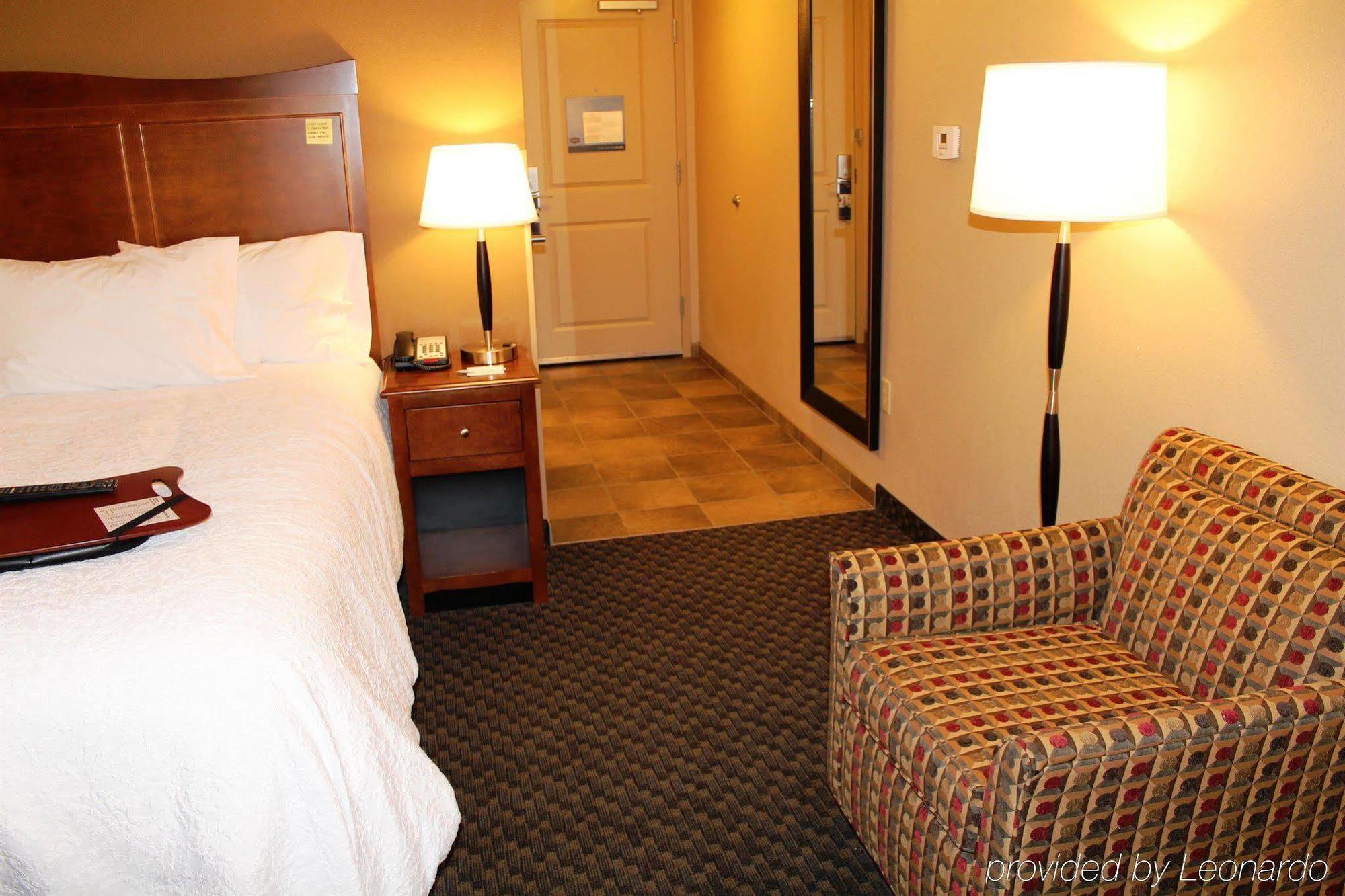 Hampton Inn Chickasha Bagian luar foto