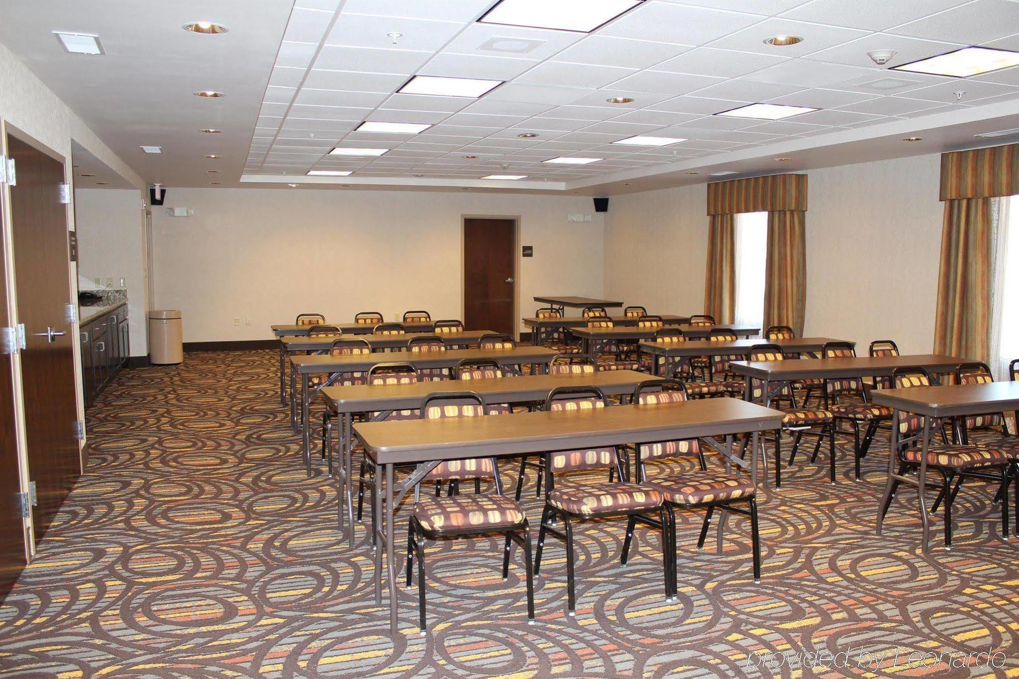 Hampton Inn Chickasha Bagian luar foto