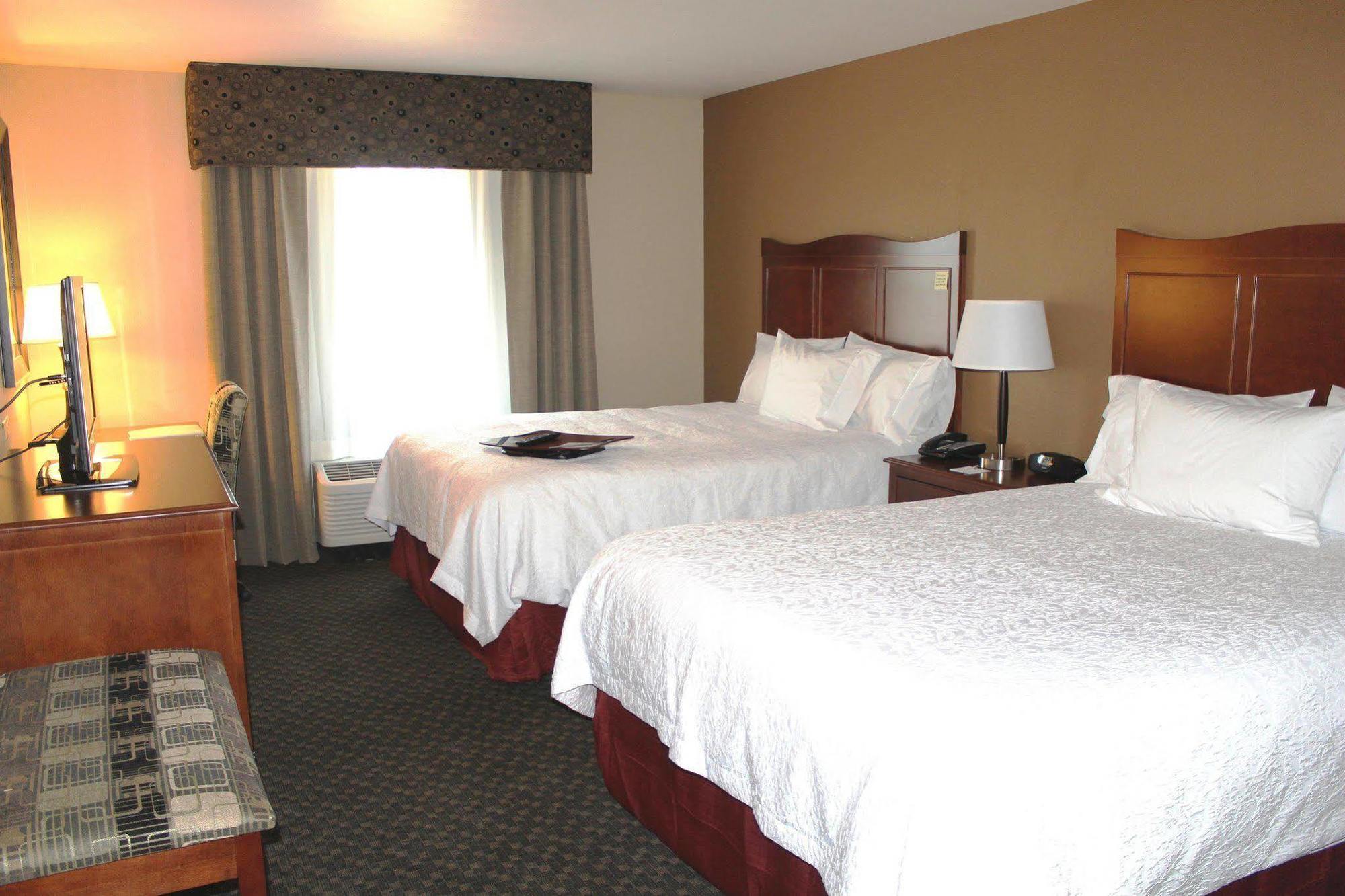 Hampton Inn Chickasha Bagian luar foto
